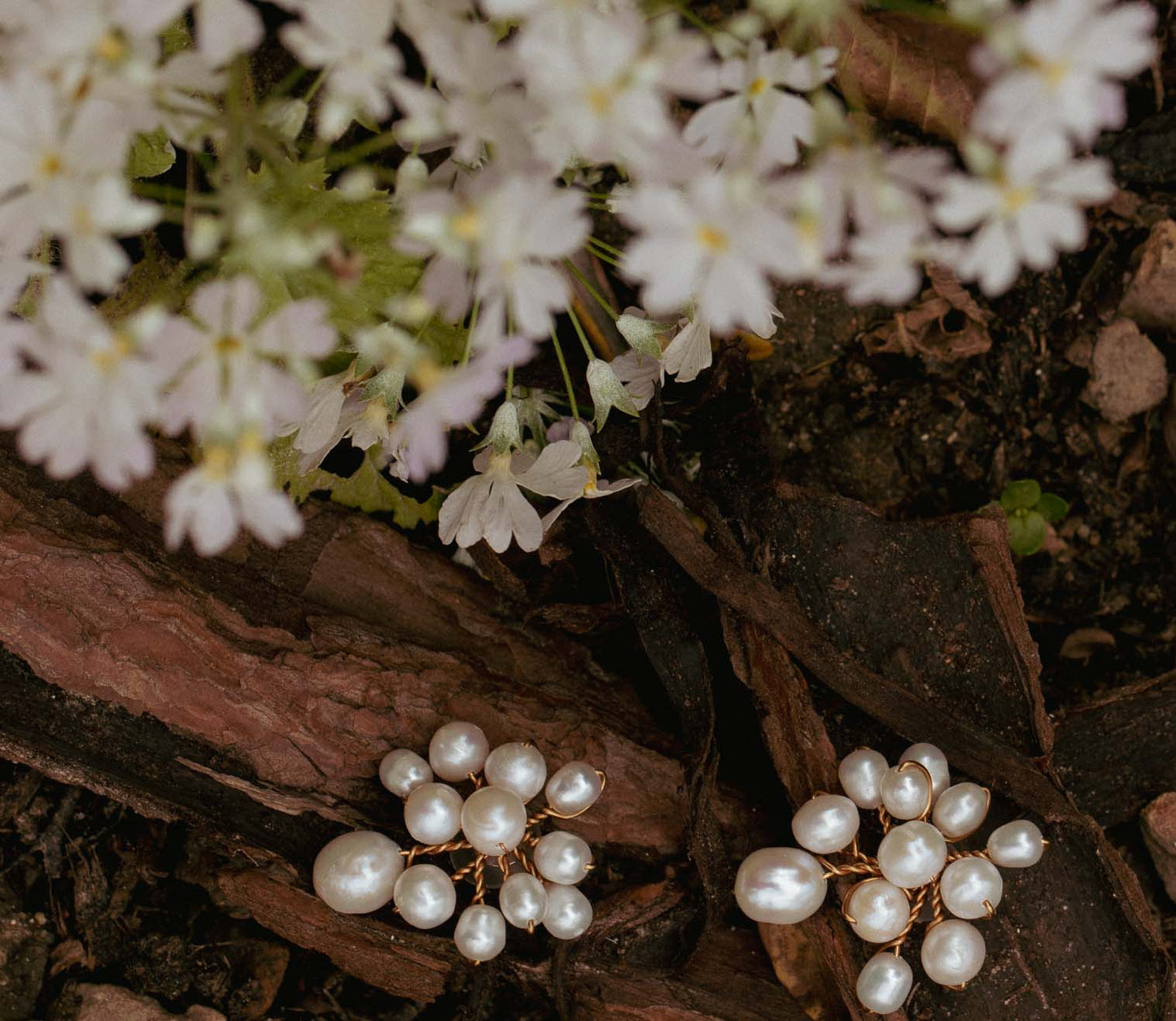 Serene earrings