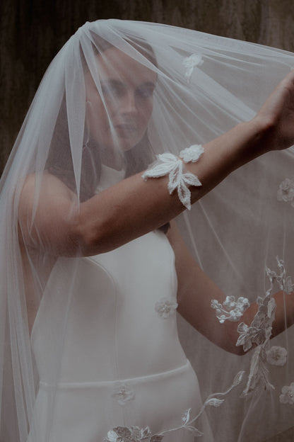 Dappled Shade Veil