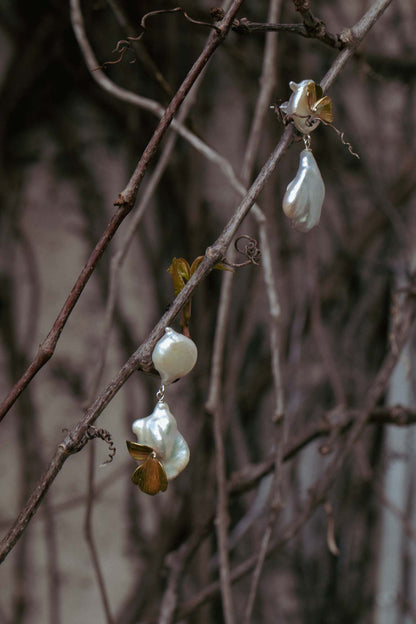 Swan earrings