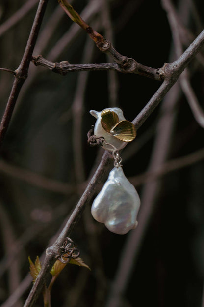 Swan earrings